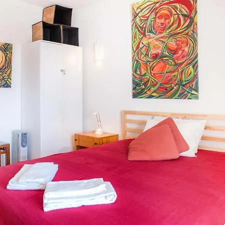 1 Bed With Pool *